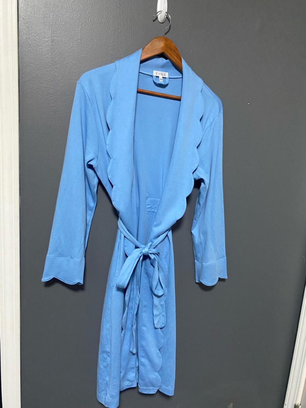 LAKE Pima Scallop Robe - Light Blue - Picture 5 of 6